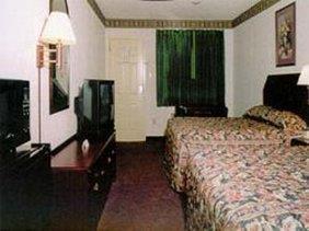 Highland Inn Gonzales Room photo